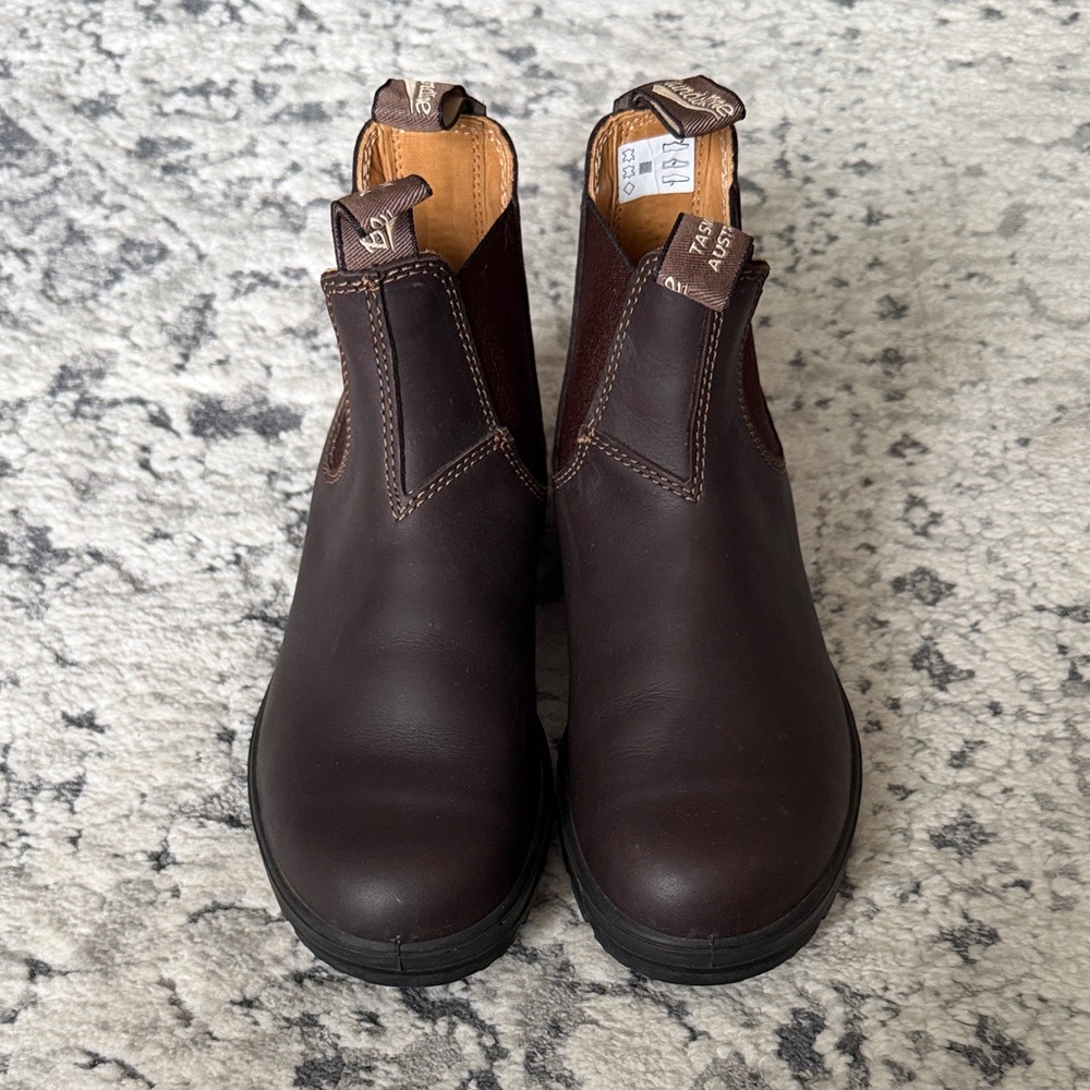 Blundstone 550 Classic Chelsea Boots - Picture 5 of 5